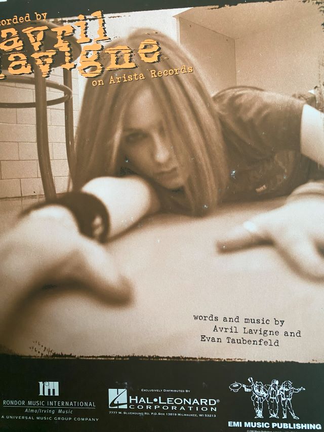 Don't Tell Me  - Avril Lavigne